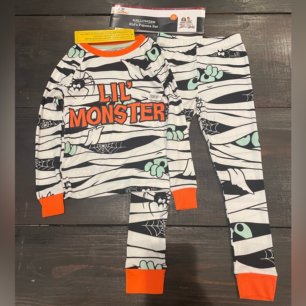 Kids Halloween Lil’ Monster Pajama Set NWT